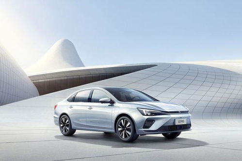 榮威R ER6上市 全新Logo加持，16.28萬起售是否值得入手？